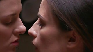 2022.2.15，【换妻极品探花】，28岁白领小夫妻，寂寞婚姻中的调味剂